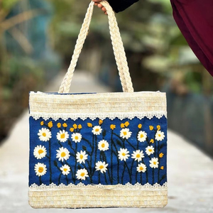 Grand sac fourre-tout écologique en toile de coton et jute de couleur festive pour une utilisation en extérieur pour l'Aïd d'autres occasions directement du Bangladesh - Product Image 3