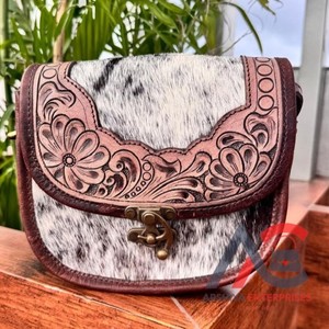 Nouveaux cheveux faits à la main sur sac à bandoulière en cuir usiné pour les femmes sac à main en cuir véritable occidental marron sacs à bandoulière en peau de vache à fleurs - Product Image 1