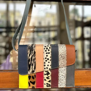 Sac en cuir fait main sac à main en cuir recyclé femme cheveux sur sac à main imprimé Animal taille moyenne bandoulière bandoulière sacs de selle - Product Image 4