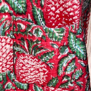 Veste pour femme en coton matelassé à imprimé de blocs réversibles à fleurs élégantes à manches longues 100% coton bouton de vêtements d'hiver pour la saison de printemps - Product Image 6