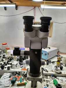 กล้องจุลทรรศน์ผ่าตัดทางทันตกรรมเอียง45-180องศาพร้อมกล้องแยกลำแสง... - Product Image 2