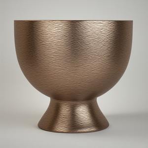 Jardinière décorative rustique en fer avec finition or/nickel, taille et forme personnalisables, conçue pour la décoration de jardin naturel et de ferme. - Product Image 6