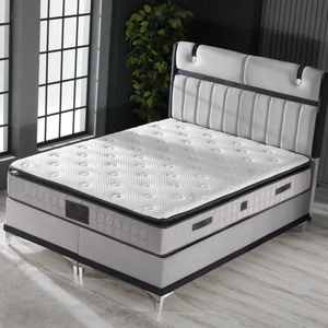 Lit tapissé gris moderne avec la conception élégante de jambes en acier et le cadre durable - Product Image 1