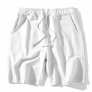 Pantalones cortos hasta la rodilla personalizables de la mejor calidad para hombre, cómodos Cordones elásticos, transpirables, sostenibles, ecológicos - Product Image 2