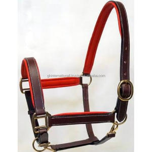 Détesteur de cheval en cuir de créateur classique confortable en cuir véritable rouge rembourré cheval en cuir licou et collier de tête matériel en laiton - Product Image 3
