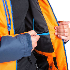 Chaqueta de Esquí Unisex Gruesa y Cálida con Capucha y Logotipo Frontal, Ecológica, Transpirable, para Uso en Invierno, Protección Contra el Frío y la Nieve - Product Image 4