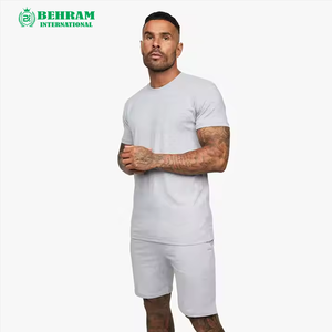 T-shirts légers pour hommes en vente directe en usine coupe ample vêtements respirants t-shirt de haute qualité pour hommes impression de logo personnalisé - Product Image 1