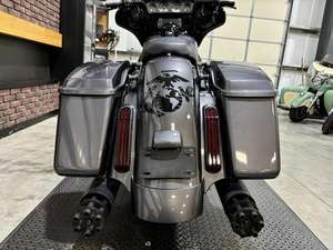 Harley-Davidson Usada del 2014 ®   FLHXS - Street Glide ®   Oferta especial disponible para la venta - Product Image 6