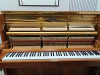 Yamahas W109B Upright Piano Japan Brown Wood Used Acoustic Piano Elegant Classic Design Excellent Playability Rich Warm Tone
