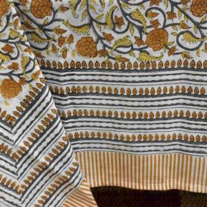 Sanvi K Handicrafts - Mantel Premium con Estampado de Girasoles, 100% Algodón, Impresión a Mano con Bloques - Product Image 3