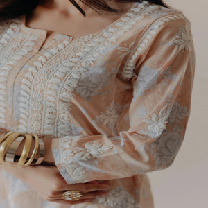 Elegante túnica modal de primera calidad Kurti melocotón diseño étnico casual con mangas completas ligero largo para todas las ocasiones al por mayor - Product Image 2