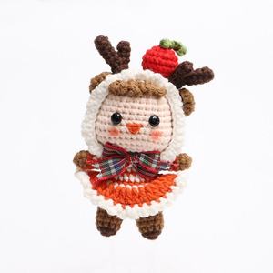 Colgante de Muñeco de Ciervo Navideño Tejido a Mano, Regalo Creativo, Decoración Colgante de Hilo Tejido, Animal Tejido a Crochet con Temática Navideña - Product Image 6