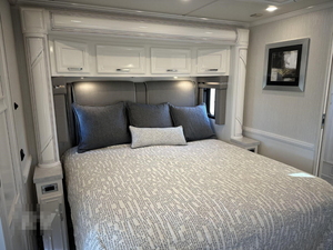 Nueva RV N-E-W-M-A-R V-E-N-T-A-N-A 3809 Modelo 2025 con Alto Rendimiento y Amplias Posibilidades de Alojamiento Disponible para la Venta - Product Image 4