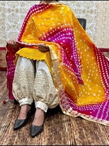 गोटा पट्टी के साथ जयपुरी भनादेवी गोल्डन कढ़ाई के साथ सोने की कढ़ाई, स्कार्फ ने भारतीय शादी के लिए हिजाब चुराया - Product Image 3
