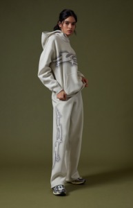 ชุดวอร์มผู้หญิงแบบมีซิป เสื้อฮู้ด กางเกงจ็อกเกอร์ แฟชั่นชุดออกกำลังกาย เนื้อผ้านุ่มสบาย - Product Image 2