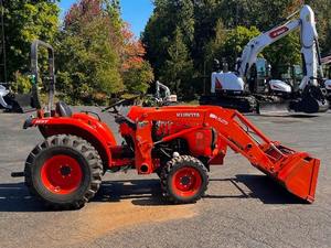 Venta superior usado Kubota L4508 Tractor 4WD para maquinaria agrícola a precio barato - Product Image 3