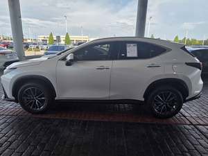 Lexus NX 350 2025 Usado en Buen Estado, Vehículo Utilitario Deportivo de Lujo - Product Image 5
