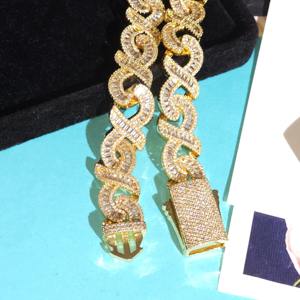 Cadena Cubana con Incrustaciones de Diamantes Moissanite Incoloros con Corte Baguette en Plata 925, Joyería Hip Hop para Fiesta a Bajo Precio - Product Image 5