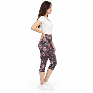Women Capri <b>Legging</b> Designed With Four Way Stretch <b>Polyester</b> Fabric Breathable Panels Lightweight Build Comfortable Fit - Product Image 3