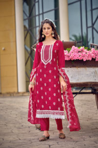 Ensemble Kurti en organza à broderies lourdes en soie Viscos Vatican, séchage rapide, pour femme, collection Diwali Salwar Kameez - Product Image 3