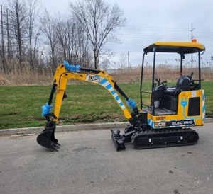 Miniexcavadora de Orugas JCB 19C-1E 2024 con Motor y Caja de Cambios Importados, 1 Año de Garantía, en Venta - Product Image 2