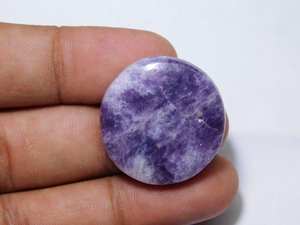 Hermosa calidad de Grado Superior 100% Lepidolita púrpura natural Cabujón de forma de corte redondo Piedra preciosa suelta para hacer joyería OEM a granel - Product Image 2