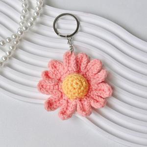 Llavero de flor de ganchillo, diseño de algodón, hecho a mano, girasol tejido, llavero Amigurumi, colgante para bolso, llaveros de flores de macramé con perlas - Product Image 5