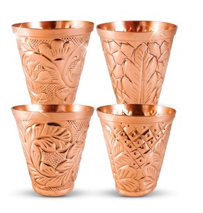 Gobelet court en cuivre pur fini martelé à la main avec lèvre arrondie Ensemble de 2 gobelets en cuivre - Product Image 4