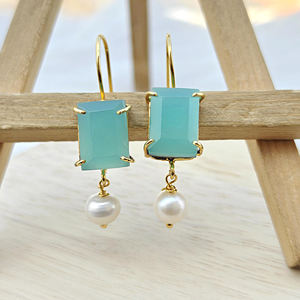 Pendientes colgantes chapados en oro, con calcedonia acuática y perla redonda, ligeros, para fiestas. - Product Image 4