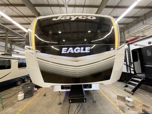 Jayco E-a-g-l-e 28.5R-S-T-S Usado del 2024 - Product Image 4