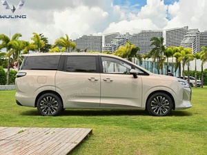2025 Wuling Starlight730 ibrido Plug-In MPV nuovo modello 5 porte 7 posti Atkinson prezzo più basso <span class=keywords><strong>auto</strong></span> elettriche cinesi - Product Image 3