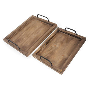 Paire de grands plateaux de service en bois de pin Design artisanal en bois de qualité supérieure avec poignées en métal Parfait pour les restaurants, les hôtels et les restaurants à usage personnalisé - Product Image 4