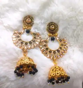 最新印度昆丹·钱德巴利耳环 & Maang Teeka套装流苏Jhumkas & Maang teeka女士手工新娘饰品