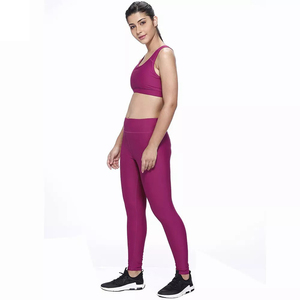 Ensemble de yoga pour femmes, devant uni, personnalisé en gros, dernier design, 2 pièces, spandex/nylon, respirant, durable - Product Image 3