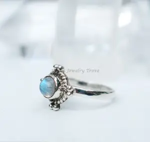 Stylish Silver Pieces Wholesale Supplier 925 Sterling Silver Natural Rainbow Moonstone Round Shape Ring For Her Handmade Jewelry