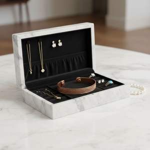 Bracelet jonc ouvert élégant pour femme en laiton plaqué argent, dernier cri, avec gravure personnalisée, au prix le plus bas - Product Image 4