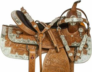 MONTURA WESTERN SHOW DE CUERO VENTA CALIENTE CON TALLA A MANO CON PRODUCTOS DE ECUESTRE DE AJUSTE CHAPADO EN PLATA A PRECIO ASEQUIBLE - Product Image 1