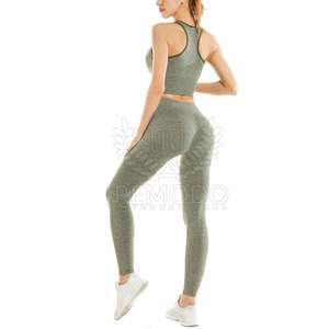 Conjunto de Yoga sin costuras de alta calidad para mujer, superventas, conjunto de Yoga hecho de poliéster Spandex para mujer - Product Image 2