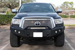 รถยนต์มือสอง ปี 2012 โตโยต้า ทันดรา แพลตตินัม ครูว์แม็กซ์ ขับเคลื่อน 4 ล้อ พวงมาลัยซ้าย/ขวา - Product Image 2