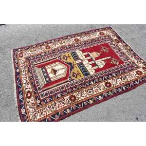 Vintage Turkish <b>Wool</b> Rug 4.1x6.1 ft (125x185 Cm) Eco-Friendly Medium Pile <b>Red</b> Ombr Patchwork Design with Latex Backing - Product Image 2