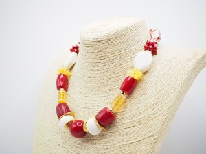 Nuevo y Elegante Collar de Moda con Cuentas para Mujer, de Resina Acrílica, Grueso, con Baño de Oro, en Rojo, Blanco y Amarillo, Joyería de Fiesta para Mujer - Product Image 1