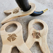 Cuerno de Bebedero Vikingo de Búfalo de Lujo, Personalizable con Logotipo, de Alta Calidad, Hecho a Mano en India, con Base de Madera, Pulido a Mano, de Concha Genuina, Artesanía Natural - Product Image 6