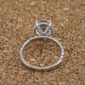 Shimmering Chic Lab Grown Diamond Ring 10K Gold Oval Cut 3.80 CARAT VVS2 IGI Certified Premium Jewelry Engagement Gift Women - Product Image 3