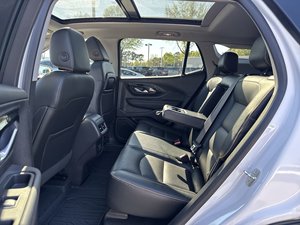 GM C Terrain AT4 Turbo AWD 2023 Usado en Buen Estado - Product Image 6