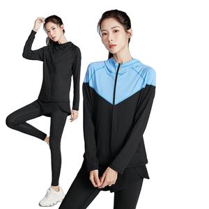 Abrigo de mujer Fitness Yoga deporte protección solar diseño con capucha bolsillo con cremallera diseño empalmado ligero cómodo abrigo de tela elástica - Product Image 2