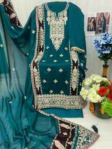Vichitra PV lourd avec séquence de broderie travail costume Salwar pakistanais avec dentelle 4 côtés et Latkan - Product Image 3