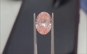 Diamante Cultivado en Laboratorio, Certificado IGI, VVS1, Corte Ovalado Rosa Fantasía, CVD, 5.37 Quilates, Diamante Suelto - Product Image 6