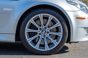 BMW M5 2010 USADO, Volante a la Izquierda/Derecha - Product Image 2