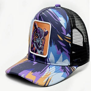 Gorra Trucker de Espiga de Alta Calidad con Logotipo Personalizado al por Mayor, Gorra Deportiva de 5 Paneles con Serigrafía Unisex - Product Image 1