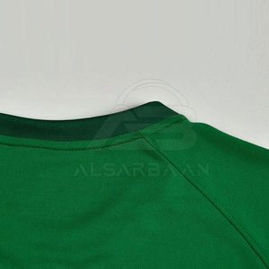 Uniforme de football personnalisé de haute qualité, respirant et à séchage rapide, pour adultes - Product Image 4